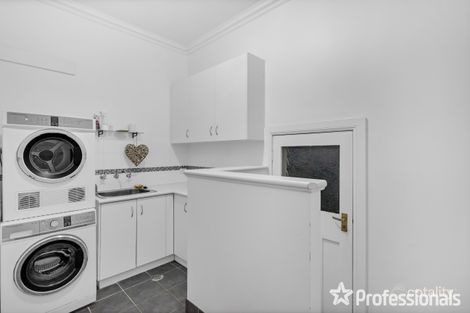 Property photo of 3 Wooden Street Turvey Park NSW 2650
