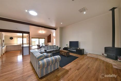 7 Westhaven Dr, Woodvale, WA 6026