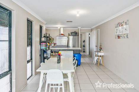 Property photo of 2 Mickle Alley Ellenbrook WA 6069