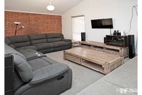 Property photo of 12 Hamilton Drive Cranbourne North VIC 3977