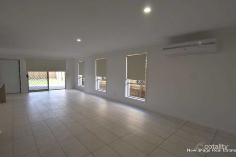 8 Mount Bowen St, Park Ridge, QLD 4125