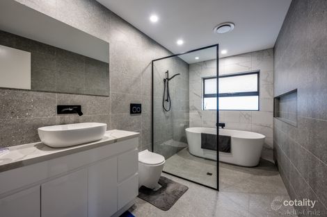 Property photo of 1/69 St Vigeons Road Reservoir VIC 3073