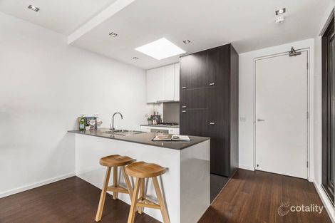 Property photo of 24/17 Robe Street St Kilda VIC 3182