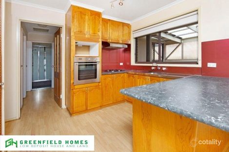 Property photo of 13 Winged Foot Court Sunbury VIC 3429