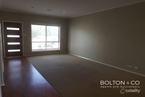 Property photo of 32 Mapleton Avenue Harrison ACT 2914