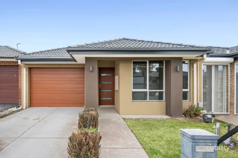 Property photo of 12 Macarthur Way Mickleham VIC 3064