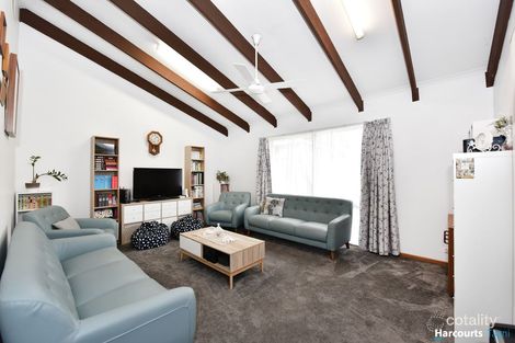 Property photo of 2 Shiraz Court Aberfoyle Park SA 5159