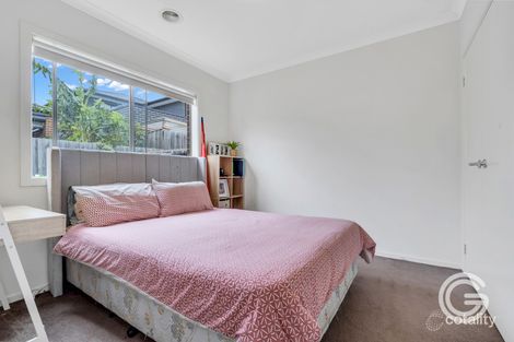 Property photo of 6 Chambers Crescent Cranbourne North VIC 3977
