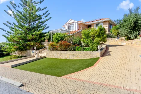 Property photo of 32 Duchart Way Coogee WA 6166