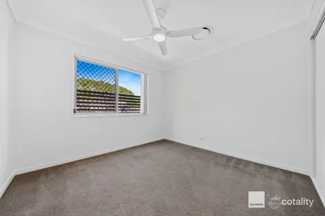 Property photo of 4/1-9 Emerald Drive Regents Park QLD 4118