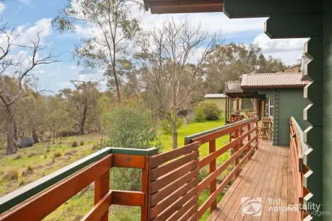 24 Charles Rd, Grattai, NSW 2850