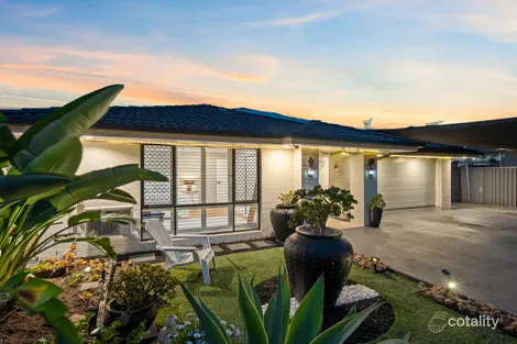 Property photo of 2 Copmanhurst Place Sumner QLD 4074
