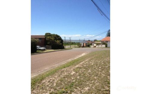 Property photo of 2 Northcote Avenue Swansea Heads NSW 2281