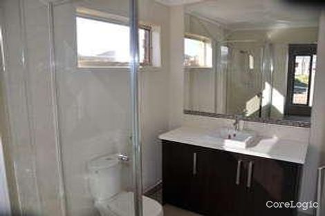 Property photo of 2 Firetail Track South Morang VIC 3752