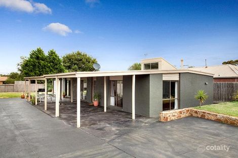 14 Hakea Dr, Mount Martha, VIC 3934