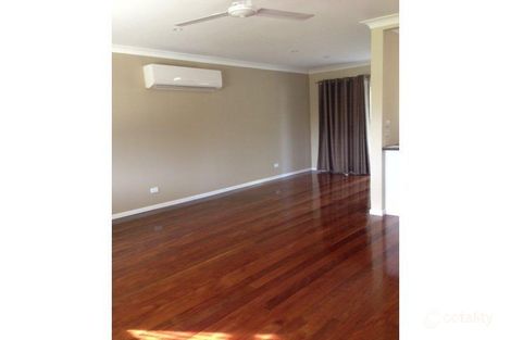 Property photo of 21 Algona Street Labrador QLD 4215