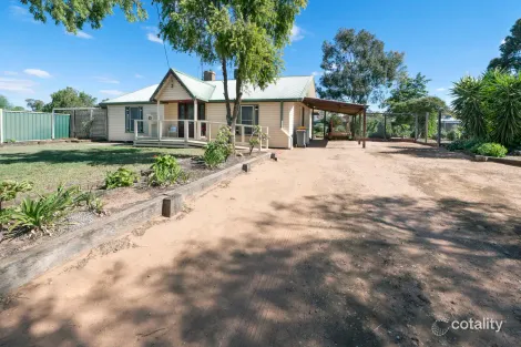 8 Hall St, Piangil, VIC 3597