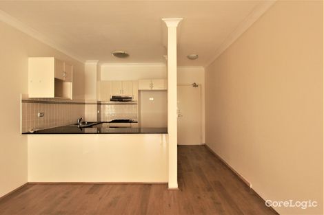 Property photo of 17/8-10 Browne Parade Warwick Farm NSW 2170