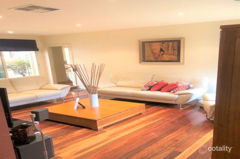 Property photo of 16 Fontain Court Werribee VIC 3030