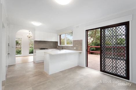 Property photo of 47 Glenister Drive Eltham VIC 3095