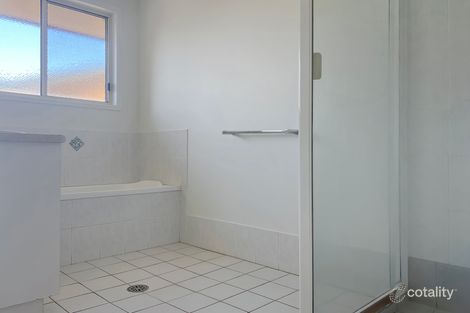 Property photo of 3 Oxford Place Urraween QLD 4655