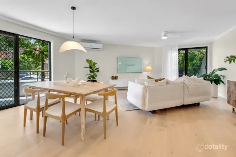 Property photo of 1/22 Second Avenue Broadbeach QLD 4218