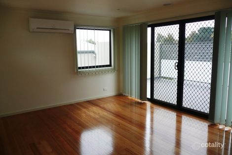 Property photo of 2/169 Mountain View Road Greensborough VIC 3088