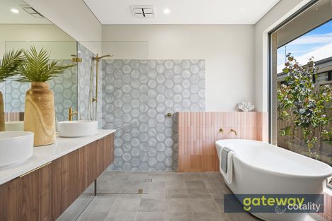 Property photo of 4 Goldwyer Drive Mandogalup WA 6167