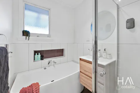 Property photo of 20 Clarendon Street Youngtown TAS 7249