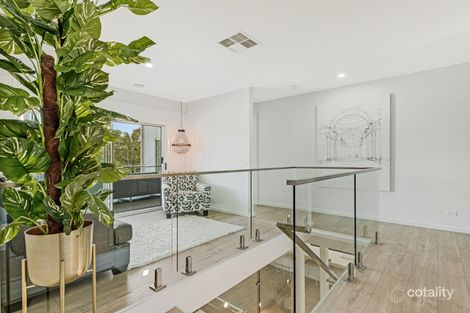 Property photo of 52 Clarendon Avenue Wodonga VIC 3690