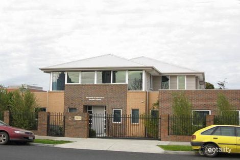 5 Middle Rd, Maribyrnong, VIC 3032