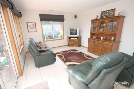 Property photo of 3 Sasha Court Werribee VIC 3030