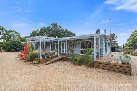 51 Saunders Ct, Elphinstone, VIC 3448