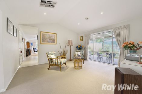 Property photo of 7 Forest Oak Drive Upper Ferntree Gully VIC 3156