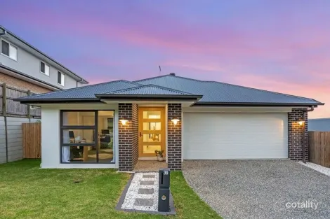 Property photo of 39 Applecross Circuit Spring Mountain QLD 4300