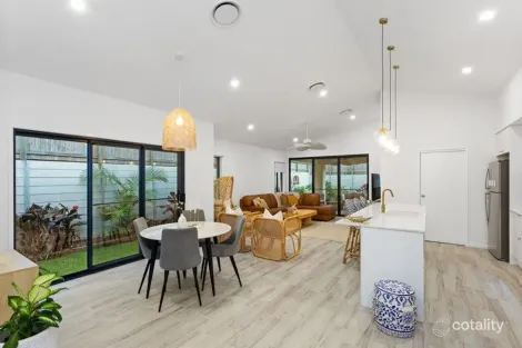Property photo of 39 Applecross Circuit Spring Mountain QLD 4300