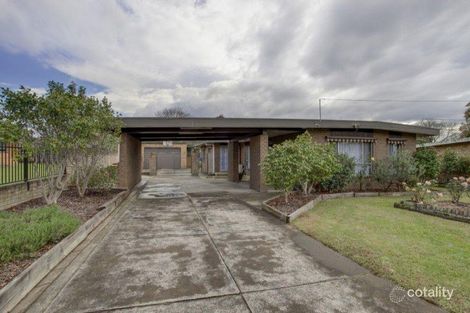 Property photo of 16 Cullis Parade Bayswater VIC 3153