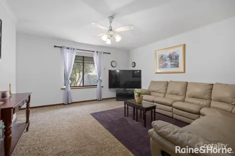 Property photo of 2/8 Parker Avenue Strathalbyn SA 5255