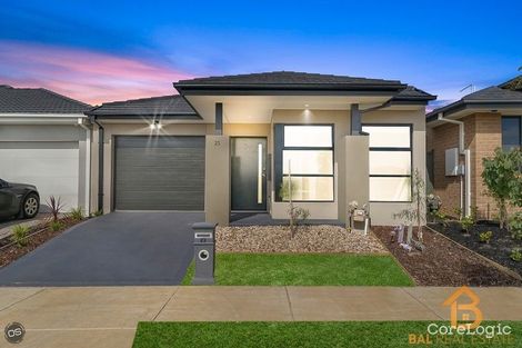 Property photo of 23 Ritchie Circuit Tarneit VIC 3029