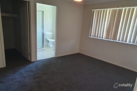 Property photo of 19 Shawnee Crescent Pimpama QLD 4209