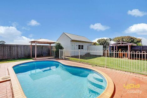 39 Leonid Dr, Rockbank, VIC 3335