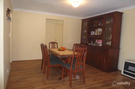 Property photo of 15 Mitra Loop Bennett Springs WA 6063