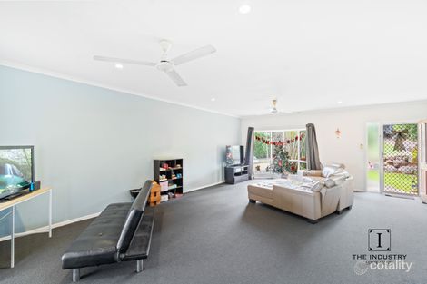 Property photo of 4 Speedy Close Bentley Park QLD 4869