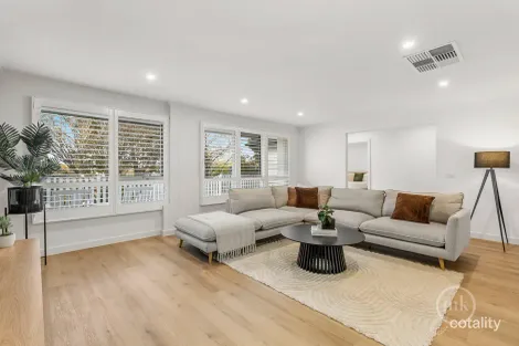 Property photo of 61 Lea Crescent Bundoora VIC 3083