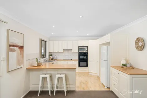 Property photo of 8 Bottlebrush Close Wyoming NSW 2250