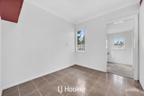 Property photo of 22 Oak Avenue Doveton VIC 3177