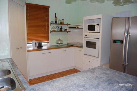 Property photo of 94 Palm Avenue Shorncliffe QLD 4017