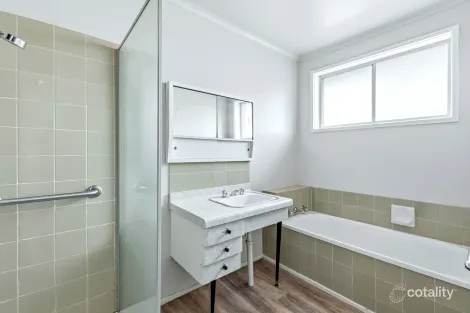 Property photo of 58 McIntyre Drive Altona VIC 3018