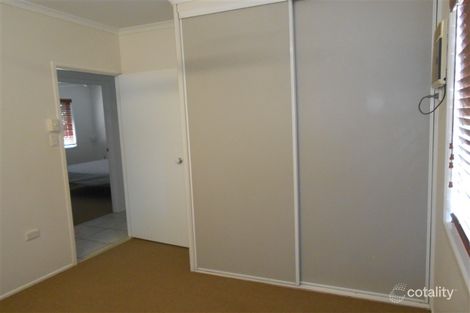 Property photo of 1 Summerhill Drive Mooroobool QLD 4870
