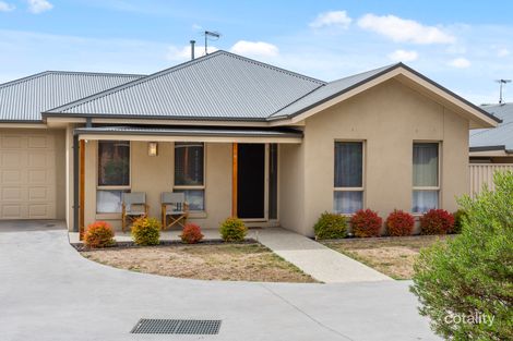 Property photo of 15/1 Roger Street Romsey VIC 3434